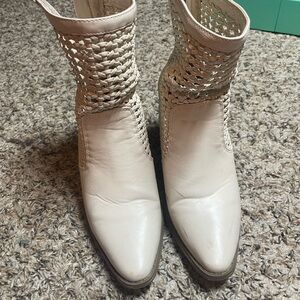 Elegant White Woven Ankle Boots
